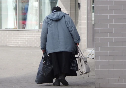 Tyle emerytury dostanie seniorka po 40-latach pracy za najniższą krajową. Ta kwota to nie żart