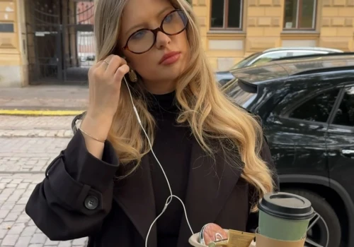 Zamiast seriali wybieram podcasty na jesień. Oto 8 tytułów, przy których trudno wcisnąć pauzę