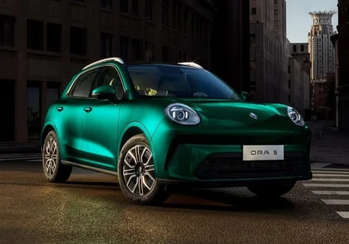 Chińskie Porsche wycenione. 109 900 zł i Golf ucieka w podskokach