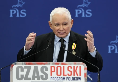 Kaczyński o Tusku: Wypowiedź premiera, to element operacji, której celem jest kompromitacjach prawicy