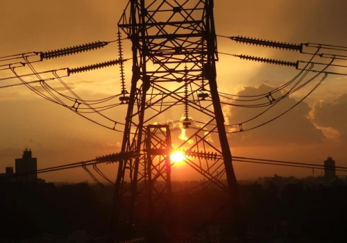 Duże firmy z niższymi opłatami za energię. Zmiany już od soboty