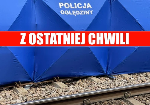 Tragedia na torach. Matka próbowała uratować dziecko, oboje zginęli. Wypadek zatrzymał pociągi