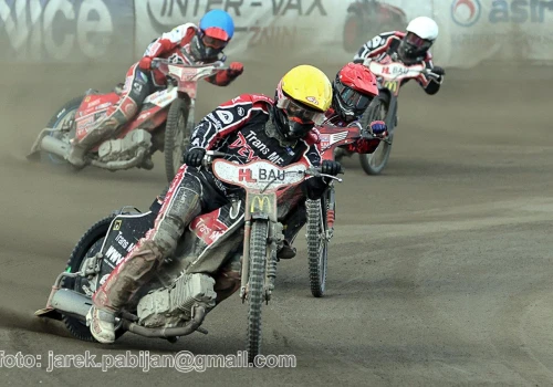 Żużel. Problemy finalisty ligi? Lider wycofał się z zawodów