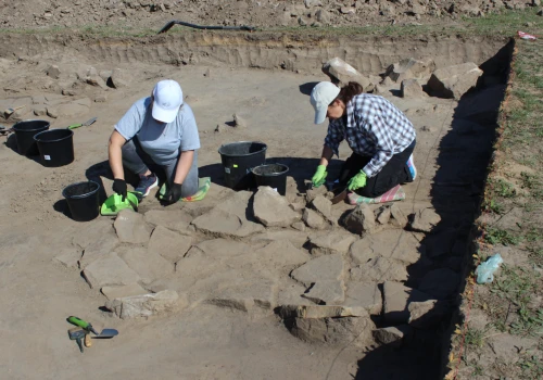 Zakończono kolejny etap badań archeologicznych w Garbaczu, gdzie odkryto grobowce sprzed 5 tysięcy lat