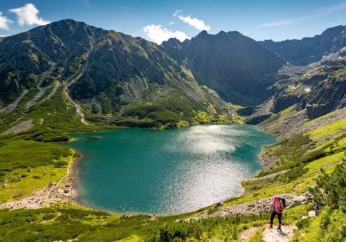 Spokojniejsze niż Morskie Oko, a równie pięknie. Tu turyści zaglądają rzadziej