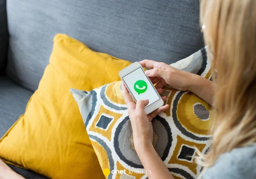 Zmień te dwa ustawienia w WhatsAppie. Zaoszczędzisz sobie problemów