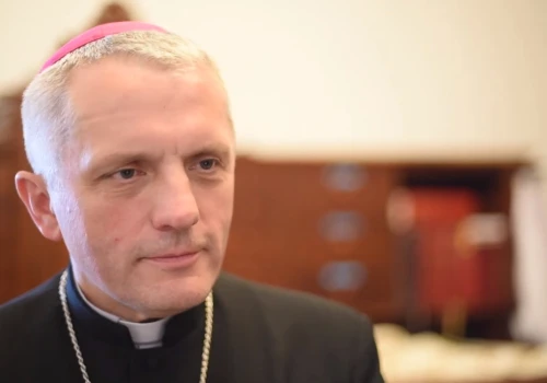 Bp Jamrozek do młodych: jesteście nadzieją świata, nadzieją Kościoła, nadzieją rodziny