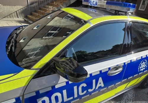 Policjant spowodował kolizję i uciekł