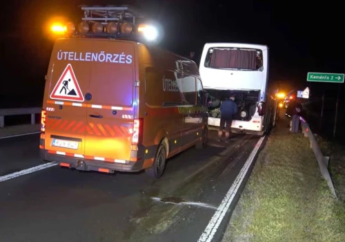Ciężarówka uderzyła w polski autobus na Węgrzech. 53 pielgrzymów wracało z Chorwacji