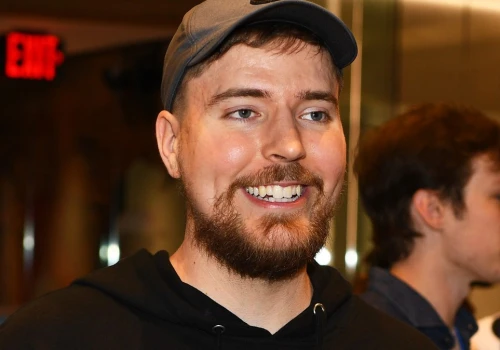 MrBeast pojawił się na meczu legend tenisa. Nie wszyscy tenisiści to lubią