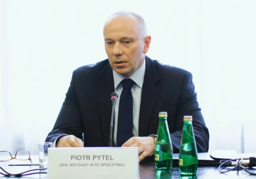 Były szef kontrwywiadu zatrzymany przez SG. Miał lecieć do Turcji