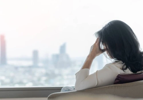 W jakim wieku zaczyna się menopauza? Ekspertka mówi o znaczeniu genów matki