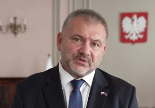 Żurek reaguje na informacje o Ziobrze. „Dlaczego Ziobro wciąż firmuje Waszą partię?”