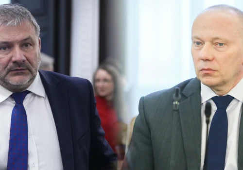 Generał utknął na lotnisku, Żurek zabrał głos. 