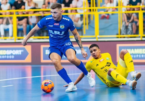 Futsal. Beniaminkowie rozbici przez medalistów