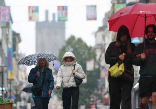 Seniorzy nie muszą robić 10 tysięcy kroków. Trener wskazuje prostszy cel