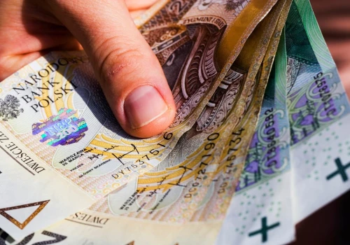Zasiłek rodzinny w 2026 roku. Ile wynosi świadczenie i komu przysługuje?
