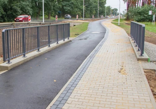 Nowa trasa dla pieszych i rowerzystów w Bełchatowie prawie gotowa