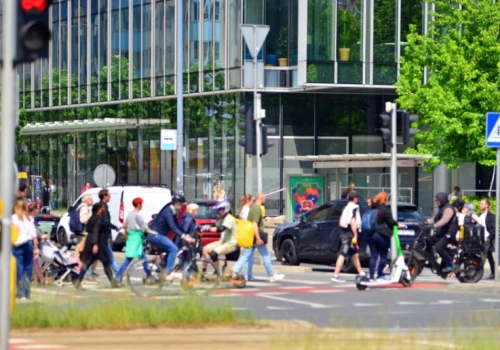 Polacy zaczną inaczej wydawać pieniądze. Wzrosną wydatki na zdrowie i mieszkanie