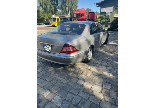 Mercedes S 430 4Matic na sprzedaż. Skarbówka wystawiła auto na licytację. Cena zaskoczy!