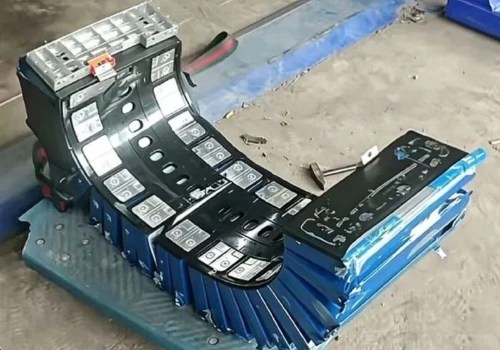 Prezes CATL: Chiński pęd z samochodami elektrycznymi może prowadzić do większej awaryjności baterii