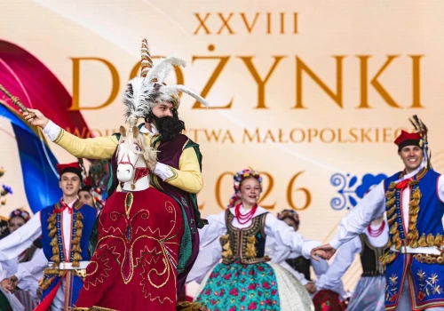 Historyczne dożynki w Krakowie. Ponad 20 tysięcy osób, 150 wieńców i mocny sądecki akcent