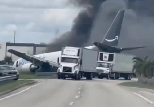 Wypadek Boeinga w Miami. Maszyna stanęła w płomieniach