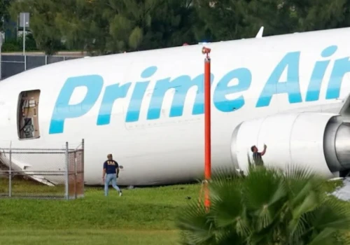 Katastrofa samolotu Amazon Prime Air w Miami. Boeing 767 wypadł z pasa, są ofiary śmiertelne