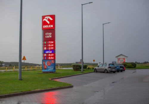 Ponad 100 mg siarki w dieslu. UOKiK ujawnił pełne wyniki kontroli stacji