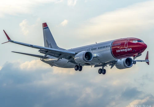 Sierpień z niemal 3 mln podróżnych w Norwegian i Widerøe