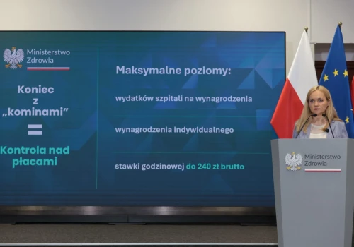 Rząd daje szpitalom 12 miesięcy. Reforma ochrony zdrowia wyhamowuje