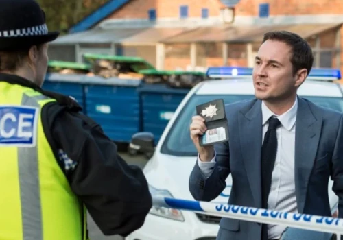 Recenzenci zachwyceni. Kultowy brytyjski serial powraca i jest mocno