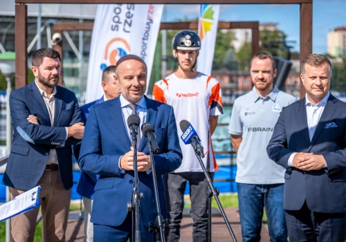 Rzeszów zaprasza na trzy dni sportowych emocji. Rolki, bieganie, rowery i amp futbol