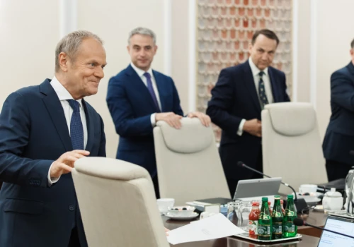 Płaca minimalna 2027: 4950 zł brutto i 32,30 zł za godzinę. Projekt w konsultacjach