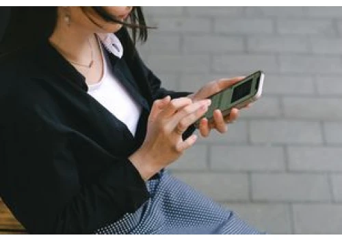 Phishing SMS. Uwaga na wiadomości z danymi rezerwacji