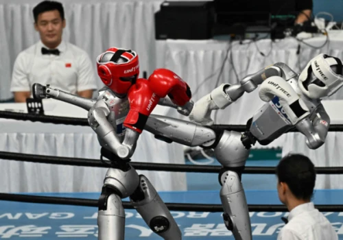 Chiny tworzą armię humanoidalnych robotów. Bezpośredni udział na polu walki
