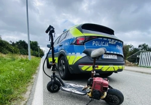 Pijany jechał pojazdem własnej konstrukcji. Miał dożywotni zakaz prowadzenia