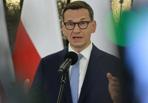 Powiązania z Zondą jak gorący kartofel. 