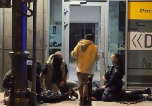 Dwaj pijani Amerykanie zaczepiali ludzi na Wrocławskiej w Poznaniu. Nieoficjalnie: to żołnierze. Są nagrania