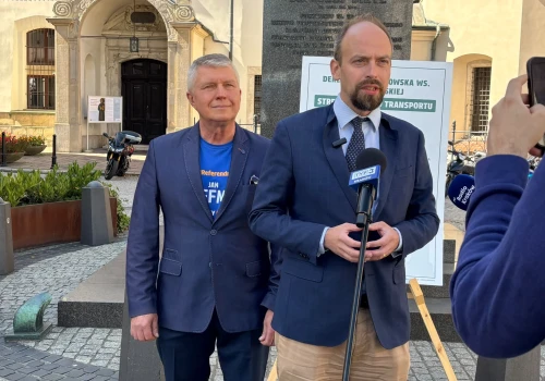 Hoffman o problemach z rejestracją kandydatów: „Wolałbym rywalizację na argumenty i w debatach”