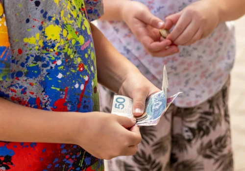 Wielka zmiana dla uczniów. Do końca września każda szkoła dostanie taki pakiet