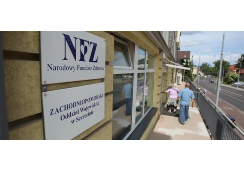 Milionowe pensje lekarzy to wtórny problem. Granat już wybuchł. Jak więc naprawić szpitalnictwo?