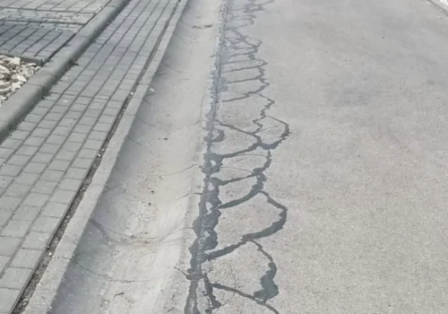 Ulica Jedności nadal czeka na skuteczną naprawę gwarancyjną