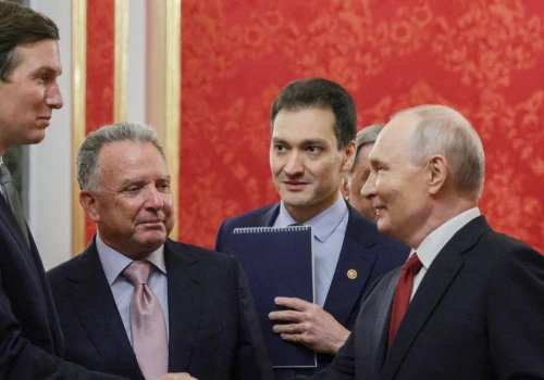 Ludzie Trumpa podlizywali się Putinowi. Wojny to nie zakończy, a jednak Ukraina coś zyskała