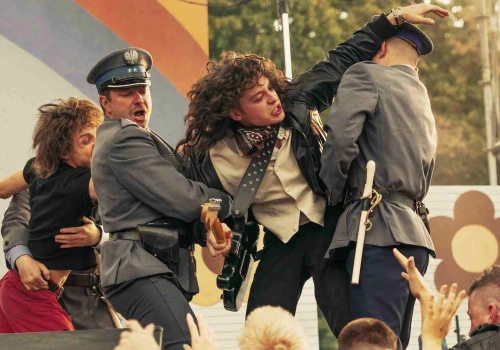 Film „Mniej obcy” o Borysewiczu. Netflix zdradza datę premiery