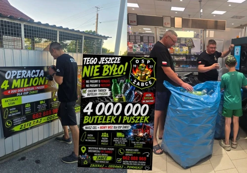 Żabce: strażacy zbierali butelki i puszki na wóz strażacki, ale ktoś im je ukradł
