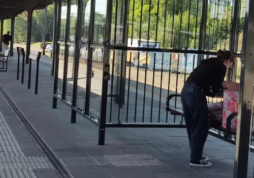 Mysłowicka stacja po inwestycyjnych zmianach. Podróżni już korzystają z wygodnego i bezpiecznego dostępu do pociągów