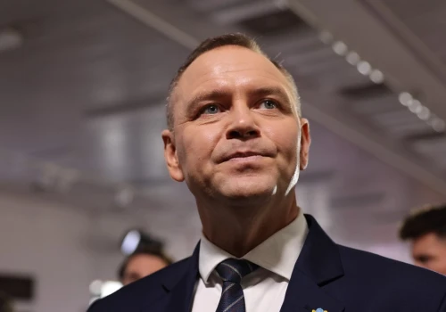 Oficjalnie słowa Donalda Tuska nie zrobiły na Karolu Nawrockim wrażenia. Ale Pałac Prezydencki wysyła premierowi znaki
