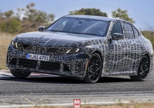 Nowe BMW serii 3 już lada chwila. Firma ujawniła zdjęcia i dane