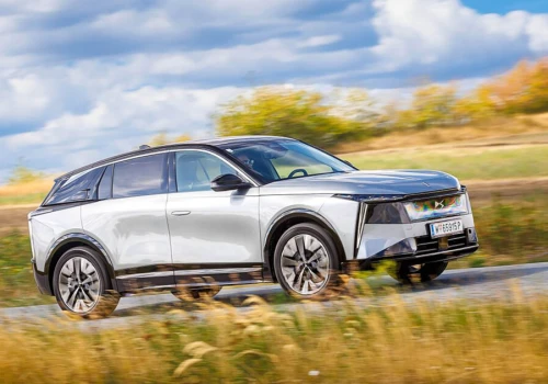Luksusowy elektryczny DS N°7 tańszy w Austrii niż w Polsce. Różnica sięga 12 tys. zł